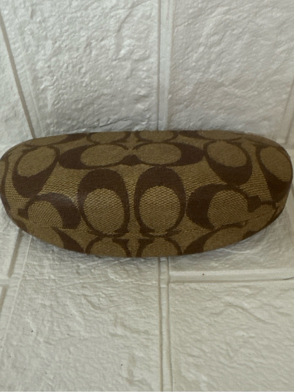 Authentic Coach Eyeglasses Sunglasses Case, Medium. Hard Clam Shell